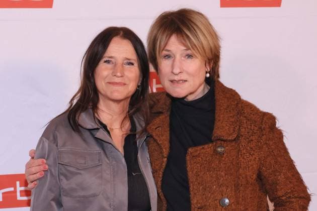 21 01 2026, Catherine Stoyan and Corinna Harfouch at the premiere Tatort Gefahrengebiet, ARD, crime movie, at Delphi Filmpalast, Berlin, Berlin Germany, Germany