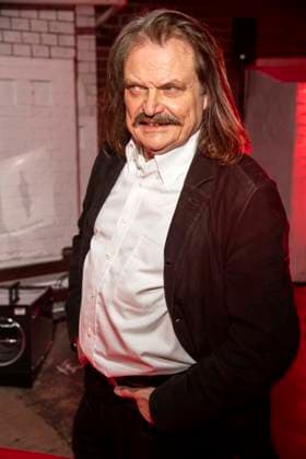 abb Leslie Mandoki as a guest on the red carpet at the Artist Celebration Night at Station Berlin on 21 01 2026 in Berlin Berlin Germany