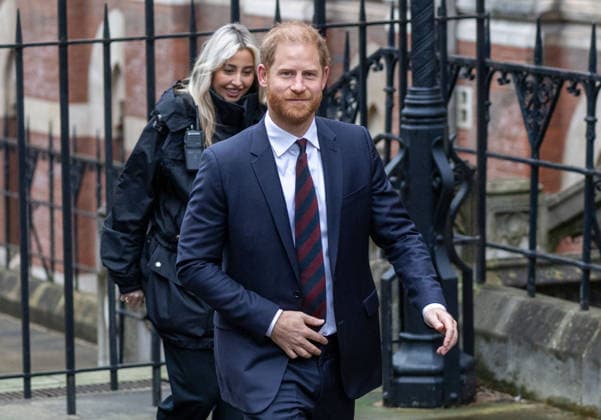 January 22, 2026, London, England, United Kingdom: Prince HARRY, the Duke of Sussex, arrives at the Royal Courts Of Justice, central London, for the fourth day of trial over allegations of unlawful information gathering brought against Associated Newspapers Limited (ANL) by seven people - the Duke of Sussex, Baroness Doreen Lawrence, Sir Elton John, David Furnish, Liz Hurley, Sadie Frost and Sir Simon Hughes. London United Kingdom - ZUMAs262 20260122_zip_s262_003 Copyright: xTayfunxSalcix