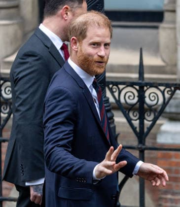 January 22, 2026, London, England, United Kingdom: Prince HARRY, the Duke of Sussex, arrives at the Royal Courts Of Justice, central London, for the fourth day of trial over allegations of unlawful information gathering brought against Associated Newspapers Limited (ANL) by seven people - the Duke of Sussex, Baroness Doreen Lawrence, Sir Elton John, David Furnish, Liz Hurley, Sadie Frost and Sir Simon Hughes. London United Kingdom - ZUMAs262 20260122_zip_s262_013 Copyright: xTayfunxSalcix