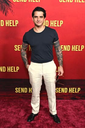 Tyler Posey at the world premiere of the movie Send Help at the TCL Chinese Theatre Los Angeles, 21 01 2026 Foto:xD.xStarbuckx xFuturexImagex help_6176