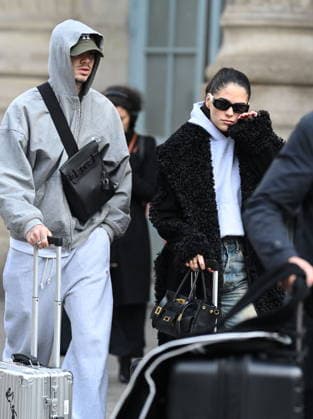 Romeo Beckham and his girlfriend Kim Turnbull arrive at Gare du Nord in Paris during Fashion Week PFW , on January 22, 2026 Pierre Perusseau Bestimage Romeo Beckham and his girlfriend Kim Turnbull arrive at Gare du Nord in Paris during Fashion Week PFW , on January 22, 2026 Paris France  Copyright: xPierrexPerusseaux xBestimagexPierrexPerusseaux xBestimagex