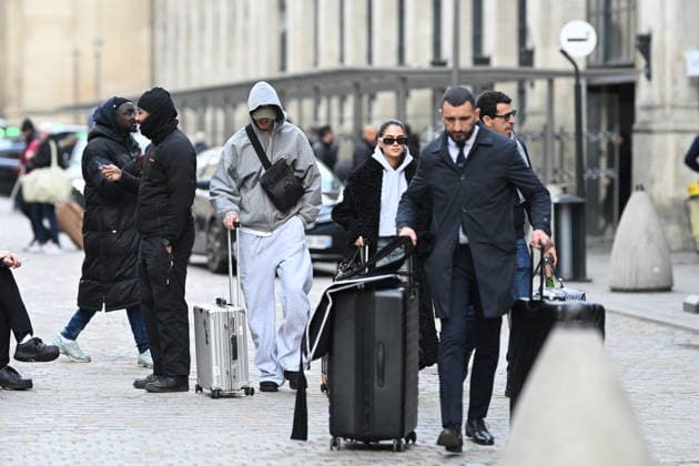 Romeo Beckham and his girlfriend Kim Turnbull arrive at Gare du Nord in Paris during Fashion Week PFW , on January 22, 2026 Pierre Perusseau Bestimage Romeo Beckham and his girlfriend Kim Turnbull arrive at Gare du Nord in Paris during Fashion Week PFW , on January 22, 2026 Paris France  Copyright: xPierrexPerusseaux xBestimagexPierrexPerusseaux xBestimagex