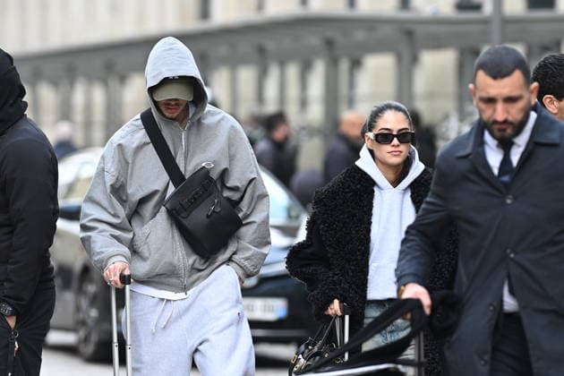 Romeo Beckham and his girlfriend Kim Turnbull arrive at Gare du Nord in Paris during Fashion Week PFW , on January 22, 2026 Pierre Perusseau Bestimage Romeo Beckham and his girlfriend Kim Turnbull arrive at Gare du Nord in Paris during Fashion Week PFW , on January 22, 2026 Paris France  Copyright: xPierrexPerusseaux xBestimagexPierrexPerusseaux xBestimagex
