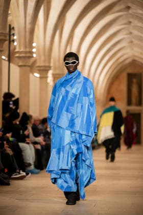 PFW - Issey Miyake Runway A model wears a creation as part of the Issey Miyake Fall Winter 2026-2027 Men s collection presented in Paris, Thursday, Jan. 22, 2026. Photo by Eliot Blondet ABACAPRESS.COM Paris France France  Copyright: xBlondetxEliot ABACAx