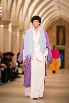 PFW - Issey Miyake Runway A model wears a creation as part of the Issey Miyake Fall Winter 2026-2027 Men s collection presented in Paris, Thursday, Jan. 22, 2026. Photo by Eliot Blondet ABACAPRESS.COM Paris France France  Copyright: xBlondetxEliot ABACAx