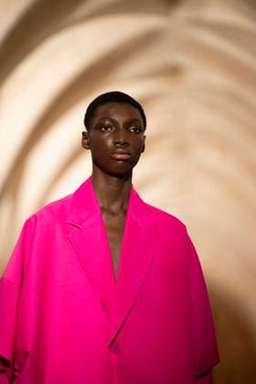 PFW - Issey Miyake Runway A model wears a creation as part of the Issey Miyake Fall Winter 2026-2027 Men s collection presented in Paris, Thursday, Jan. 22, 2026. Photo by Eliot Blondet ABACAPRESS.COM Paris France France  Copyright: xBlondetxEliot ABACAx