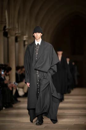 PFW - Issey Miyake Runway A model wears a creation as part of the Issey Miyake Fall Winter 2026-2027 Men s collection presented in Paris, Thursday, Jan. 22, 2026. Photo by Eliot Blondet ABACAPRESS.COM Paris France France  Copyright: xBlondetxEliot ABACAx