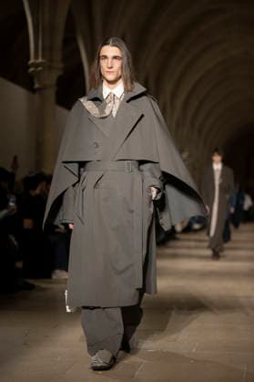 PFW - Issey Miyake Runway A model wears a creation as part of the Issey Miyake Fall Winter 2026-2027 Men s collection presented in Paris, Thursday, Jan. 22, 2026. Photo by Eliot Blondet ABACAPRESS.COM Paris France France  Copyright: xBlondetxEliot ABACAx