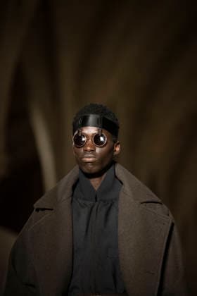 PFW - Issey Miyake Runway A model wears a creation as part of the Issey Miyake Fall Winter 2026-2027 Men s collection presented in Paris, Thursday, Jan. 22, 2026. Photo by Eliot Blondet ABACAPRESS.COM Paris France France  Copyright: xBlondetxEliot ABACAx