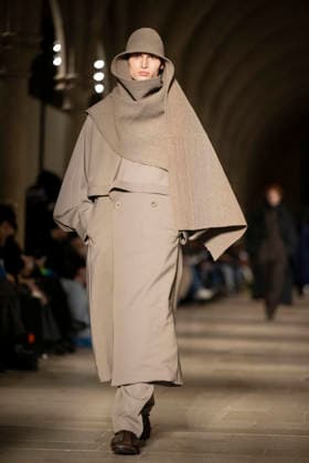 PFW - Issey Miyake Runway A model wears a creation as part of the Issey Miyake Fall Winter 2026-2027 Men s collection presented in Paris, Thursday, Jan. 22, 2026. Photo by Eliot Blondet ABACAPRESS.COM Paris France France  Copyright: xBlondetxEliot ABACAx