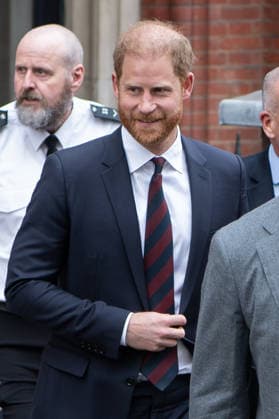 January 22, 2026, London, England, United Kingdom: PRINCE HARRY, Duke of Sussex, departs the Royal Courts of Justice in London as hearings continue in a privacy lawsuit against the publisher of the Daily Mail. London United Kingdom - ZUMAk172 20260122_zip_k172_022 Copyright: xThomasxKrychx