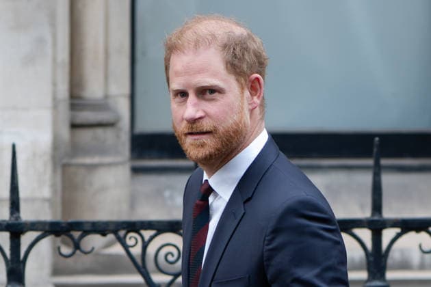 January 22, 2026, London, England, United Kingdom: PRINCE HARRY, Duke of Sussex, departs the Royal Courts of Justice in London as hearings continue in a privacy lawsuit against the publisher of the Daily Mail. London United Kingdom - ZUMAk172 20260122_zip_k172_028 Copyright: xThomasxKrychx