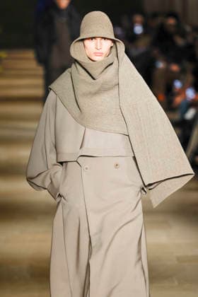Défilé Issey Miyake Collection Homme Prêt à Porter Automne Hiver 2026 2027 lors de la Fashion Week de Paris, le 22 janvier 2026 Issey Miyake Fashion Show Men Ready to Wear Fall Winter 2026 2027 Collection , during Paris Fashion Week, on January 22, 2026 Paris France  Copyright: xAgencex xBestimagexAgencex xBestimagex