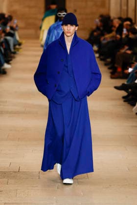 Défilé Issey Miyake Collection Homme Prêt à Porter Automne Hiver 2026 2027 lors de la Fashion Week de Paris, le 22 janvier 2026 Issey Miyake Fashion Show Men Ready to Wear Fall Winter 2026 2027 Collection , during Paris Fashion Week, on January 22, 2026 Paris France  Copyright: xAgencex xBestimagexAgencex xBestimagex