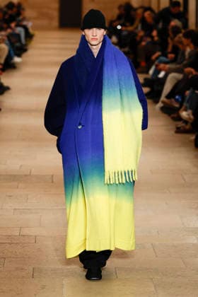 Défilé Issey Miyake Collection Homme Prêt à Porter Automne Hiver 2026 2027 lors de la Fashion Week de Paris, le 22 janvier 2026 Issey Miyake Fashion Show Men Ready to Wear Fall Winter 2026 2027 Collection , during Paris Fashion Week, on January 22, 2026 Paris France  Copyright: xAgencex xBestimagexAgencex xBestimagex