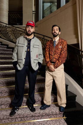 Big Flo et Oli au défilé Drôle de Monsieur Collection Prêt à Porter Mode Masculine Automne Hiver 2026 2027 lors de la Fashion Week de Paris PFW , le 22 janvier 2026 Jeremy Melloul Bestimage Photocall Drole de Monsieur Fashion Show Menswear Collection Fall Winter 2026 2027 during Paris Fashion Week on January 22, 2026 Paris France  Copyright: xJeremyxMelloulx xBestimagexJeremyxMelloulx xBestimagex
