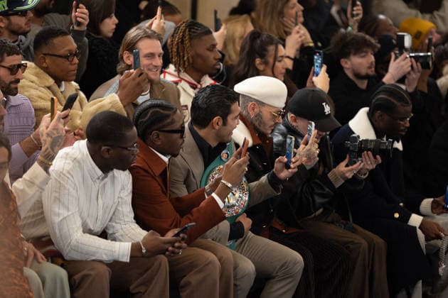 Bilel Jkitou au défilé Drôle de Monsieur Collection Prêt à Porter Mode Masculine Automne Hiver 2026 2027 lors de la Fashion Week de Paris PFW , le 22 janvier 2026 Jeremy Melloul Bestimage Photocall Drole de Monsieur Fashion Show Menswear Collection Fall Winter 2026 2027 during Paris Fashion Week on January 22, 2026 Paris France  Copyright: xJeremyxMelloulx xBestimagexJeremyxMelloulx xBestimagex