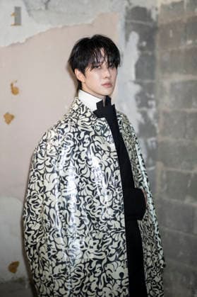 PFW Dries Van Noten photocall Mike Angelo attends the Dries Van Noten Menswear Fall Winter 2026-2027 show as part of Paris Fashion Week on January 22, 2026 in Paris, France. Photo by Eliot Blondet ABACAPRESS.COM Paris France France  Copyright: xBlondetxEliot ABACAx