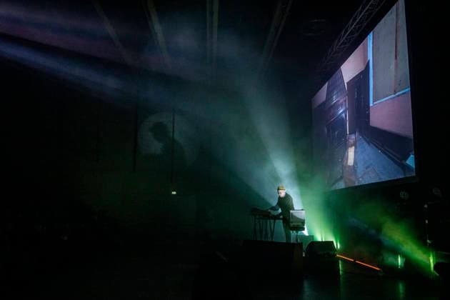 Audiovisual performance by American film sound designer and composer Dean Hurley, long-time collaborator of David Lynch, January 22, 2026, Center for Contemporary Art, DOX, Prague. The event was part of the accompanying program for the exhibition David Lynch: Up in Flames. (CTKxPhoto VitxSimanek) CTKPhotoP2026012211077  CTKPhotoP2026012211077