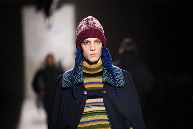 Dries Van Noten - Runway - Paris Fashion Week - Menswear Fall Winter 2026-2027 Models present creations by Dries Van Noten for the Menswear Ready-to-wear Fall-Winter 2026 2027 collection as part of the Men Paris Fashion Week in Paris on January 22, 2026. Photo by Alexis Jumeau ABACAPRESS.COM Paris France  Copyright: xJumeauxAlexis ABACAx