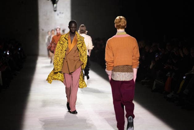 Dries Van Noten - Runway - Paris Fashion Week - Menswear Fall Winter 2026-2027 Models present creations by Dries Van Noten for the Menswear Ready-to-wear Fall-Winter 2026 2027 collection as part of the Men Paris Fashion Week in Paris on January 22, 2026. Photo by Alexis Jumeau ABACAPRESS.COM Paris France  Copyright: xJumeauxAlexis ABACAx