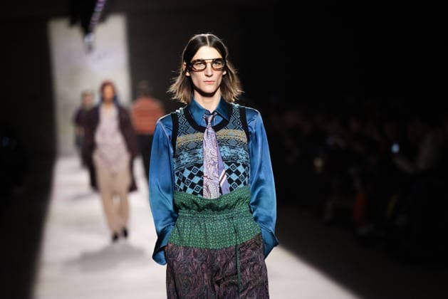 Dries Van Noten - Runway - Paris Fashion Week - Menswear Fall Winter 2026-2027 Models present creations by Dries Van Noten for the Menswear Ready-to-wear Fall-Winter 2026 2027 collection as part of the Men Paris Fashion Week in Paris on January 22, 2026. Photo by Alexis Jumeau ABACAPRESS.COM Paris France  Copyright: xJumeauxAlexis ABACAx