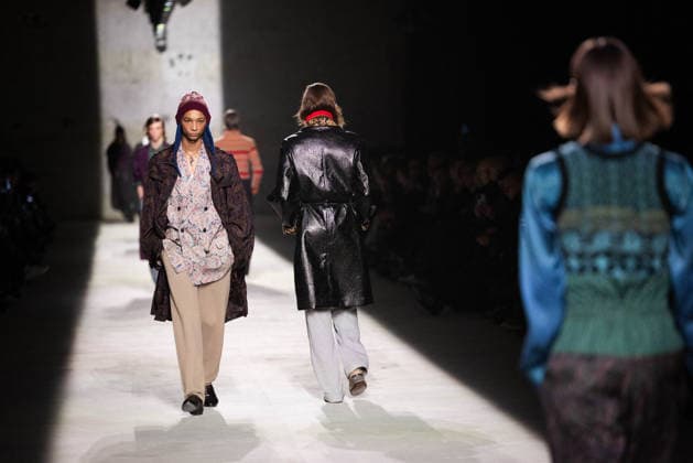 Dries Van Noten - Runway - Paris Fashion Week - Menswear Fall Winter 2026-2027 Models present creations by Dries Van Noten for the Menswear Ready-to-wear Fall-Winter 2026 2027 collection as part of the Men Paris Fashion Week in Paris on January 22, 2026. Photo by Alexis Jumeau ABACAPRESS.COM Paris France  Copyright: xJumeauxAlexis ABACAx