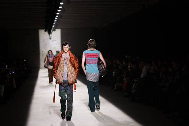 Dries Van Noten - Runway - Paris Fashion Week - Menswear Fall Winter 2026-2027 Models present creations by Dries Van Noten for the Menswear Ready-to-wear Fall-Winter 2026 2027 collection as part of the Men Paris Fashion Week in Paris on January 22, 2026. Photo by Alexis Jumeau ABACAPRESS.COM Paris France  Copyright: xJumeauxAlexis ABACAx