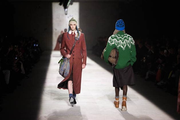 Dries Van Noten - Runway - Paris Fashion Week - Menswear Fall Winter 2026-2027 Models present creations by Dries Van Noten for the Menswear Ready-to-wear Fall-Winter 2026 2027 collection as part of the Men Paris Fashion Week in Paris on January 22, 2026. Photo by Alexis Jumeau ABACAPRESS.COM Paris France  Copyright: xJumeauxAlexis ABACAx