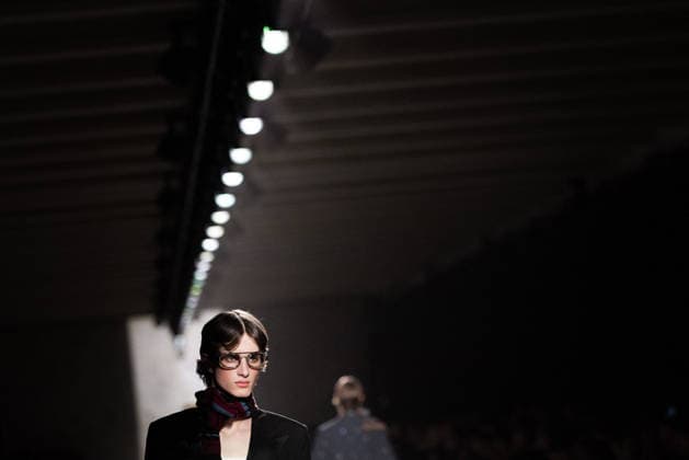Dries Van Noten - Runway - Paris Fashion Week - Menswear Fall Winter 2026-2027 Models present creations by Dries Van Noten for the Menswear Ready-to-wear Fall-Winter 2026 2027 collection as part of the Men Paris Fashion Week in Paris on January 22, 2026. Photo by Alexis Jumeau ABACAPRESS.COM Paris France  Copyright: xJumeauxAlexis ABACAx