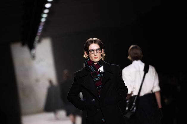 Dries Van Noten - Runway - Paris Fashion Week - Menswear Fall Winter 2026-2027 Models present creations by Dries Van Noten for the Menswear Ready-to-wear Fall-Winter 2026 2027 collection as part of the Men Paris Fashion Week in Paris on January 22, 2026. Photo by Alexis Jumeau ABACAPRESS.COM Paris France  Copyright: xJumeauxAlexis ABACAx