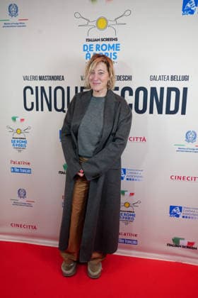 Valeria Bruni Tedeschi Avant première française du film Cinque secondi au Publicis Cinémas, dans le cadre du Troisième Gala du cinéma italien le 22 janvier 2026 Anne Sophie Guebey Bestimage Photocall for the premiere of the film Cinque secondi at Publicis Cinémas, as part of the Third Italian Film Gala in Paris on january 22nd 2026 Paris  Copyright: xAnne-SophiexGuebeyx xBestimagexAnne-SophiexGuebeyx xBestimagex