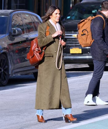 Ian Somerhalder and Nikki Reed Out - NYC Famous couple actor Ian Somerhalder with his wife actress Nikki Reed are walking with friends in Soho then they are taking photos of their new line foundational supplements on a truck in New York, NY on January 22, 2026. Photo by Dylan Travis ABACAPRESS.COM New York City NY United States  Copyright: xDylanxTravis ABACAx