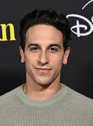 ˜Wonder Man™ Launch Event Deniz Akdeniz arriving at Marvel Television™s Wonder Man launch event held at the TCL Chinese Theatre on January 22, 2026 in Hollywood CA. Hollywood TCL Chinese Theatre California USA Copyright: xStarbuck xAFF-USA.COMx