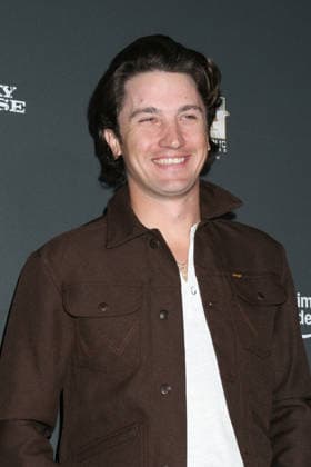 USA - The Gray House Screening - Los Angeles LOS ANGELES - JAN 22: Drake Milligan at The Gray House Screening at Paramount Studios on January 22, 2026 in Los Angeles, CA Los Angeles CA USA  Copyright: xKathyxHutchinsx xHutchinsxPhotox