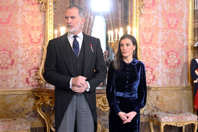 The King and Queen receive the Diplomatic Corps accredited in Spain King Felipe and Queen Letizia during the annual reception for the Diplomatic Corps accredited in Spain on the occasion of the new year, at the Royal Palace, on January 23, 2026, in Madrid Spain The Diplomatic Corps of Spain is composed of 126 Embassies resident in our country and almost 800 Consulates, 153 career and more than 600 honorary ones PALACIO REALEZA DIPLOMATIC José Madrid Madrid Madrid Espana  Copyright: xJosÃ xOlivax 7238515