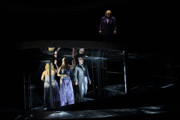 Laura Wilde as Violanta , Mihails Culpajevs as Alfonso and Olafur Sigurdarson as Simone Trovai , f l , during the photo rehearsal for Violanta at the Deutsche Oper in Berlin, January 22, 2026 Opera in one act by Erich Wolfgang Korngold Musical direction Donald Runnicles Production David Hermann Stage Jo Schramm Costumes S