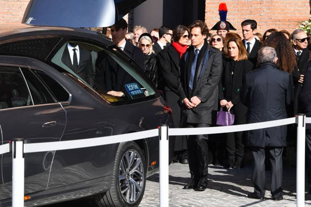 Rome, Death of Valentino Garavani - Funeral - Pictured: The Last Farewell  Copyright: xVincenzoxLandix xipa-agency.netx xD AngeloxD AvanzoxLandix IPA_Agency_IPA70455665