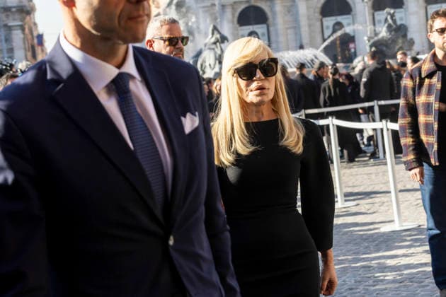 January 23, 2026, Roma: An handout picture, provided by Fondazione Garavani Giammetti press office, shows Donatella Versace at Valentino Garavani s funeral, in the Basilica of Our Lady of the Angels and the Martyrs. Rome, January 23, 2026 ANSA Fondazione Garavani Giammetti press office handout +++ ANSA PROVIDES ACCESS TO THIS HANDOUT PHOTO TO BE USED SOLELY TO ILLUSTRATE NEWS REPORTING OR COMMENTARY ON THE FACTS OR EVENTS DEPICTED IN THIS IMAGE - NO ARCHIVING - NO LICENSING - NPK Roma  - ZUMAa110 20260123_zaf_a110_026 Copyright: xFondazionexGaravanixGiammettixPrx