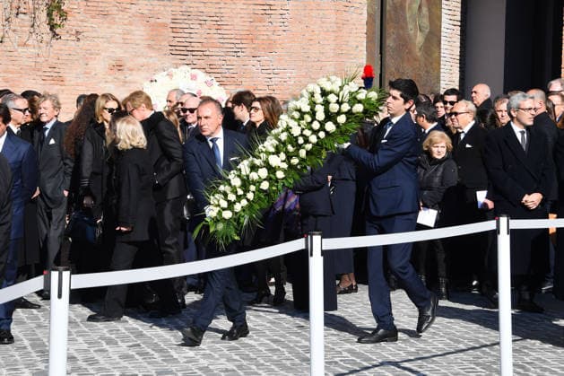 Rome, Death of Valentino Garavani - Funeral - Pictured: The Last Farewell  Copyright: xVincenzoxLandix xipa-agency.netx xD AngeloxD AvanzoxLandix IPA_Agency_IPA70455686