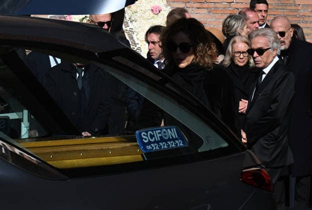 Valentino Funeral Arrivals - Rome Giancarlo Giammetti (r), Valentino s long-time personal and professional partner attends the Funeral of italian fashion designer Valentino at the Basilica of Santa Maria degli Angeli in Rome, Italy on January 23, 2026. Valentino Garavani died at 93 years old in Rome on January 19. Photo by Eric Vandeville ABACAPRESS.COM Rome Italy  Copyright: xVandevillexEric ABACAx