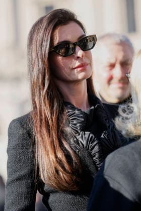 Valentino Funeral Arrivals - Rome Anne Hathaway, Adam Schulman attend the fashion designer Valentino’s funeral, held at the Basilique Santa Maria degli Angeli, on January 23, 2026 in Rome, Italy. Photo by Marco Piovanotto Abacapress.com Rome Italy  Copyright: xPiovanottoxMarco ABACAx
