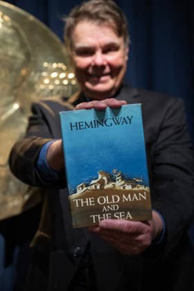 Stockholm 20260123 American Hemingway connoisseur Curtis DeBerg hands over the Hemingway book The Old Man and the Sea to the Nobel Prize Museum The book has a dedication that is believed to be the last known writing by the author and Nobel laureate Ernest Hemingway The book will in the future be in the Nobel Museums collections STOCKHOLM SWEDEN x10080x  Copyright: xFredrikxSandberg TTx HEMINGWAYBOK ab1OaBUgCL0