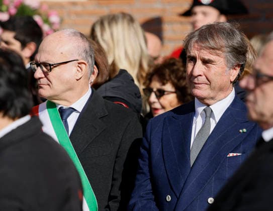 Valentino’s funeral arrivals ROME, ITALY - JANUARY 23: Roberto Gualtieri, Brunello Cucinelli attend the fashion designer Valentino Garavani’s funeral, held at the Basilique Santa Maria degli Angeli, on January 23, 2026 in Rome, Italy. Photo by Marco Piovanotto Abacapress.com  Copyright: xPiovanottoxMarco ABACAx