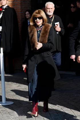 Valentino’s funeral arrivals ROME, ITALY - JANUARY 23: Anna Wintour attends the fashion designer Valentino garavani’s funeral, held at the Basilique Santa Maria degli Angeli, on January 23, 2026 in Rome, Italy. Photo by Marco Piovanotto Abacapress.com  Copyright: xPiovanottoxMarco ABACAx