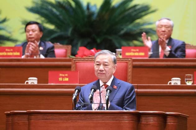 (260123) -- HANOI, Jan. 23, 2026 -- General Secretary of the Communist Party of Vietnam (CPV) Central Committee To Lam addresses the closing session of the 14th National Congress of the Communist Party of Vietnam (CPV) in Hanoi, Vietnam, Jan. 23, 2026. The 14th National Congress of the Communist Party of Vietnam (CPV) concluded in Hanoi on Friday afternoon, Vietnam News Agency reported. A resolution of the CPV s 14th National Congress was adopted at the closing session, setting targets of average annual economic growth of at least 10 percent during 2026-2030 and placing innovation, digital transformation and green growth at the core of a new development model. (VNA via Xinhua) VIETNAM-HANOI-CPV-NATIONAL CONGRESS-CLOSING LiuxYing 