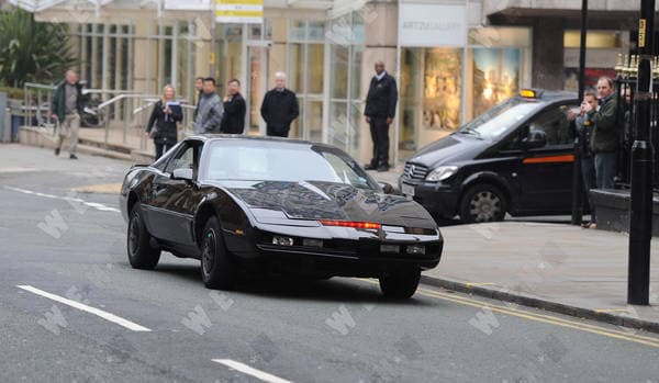 KITT, the car from Knight Rider, out and about in Manchester KITT, the car from Knight Rider, out and about in Manchester. KITT attracted the attentions of a passing traffic warden but got a lucky escape and was allowed to continue on its journey, Manchester, England Steve Searle WENN.com 20001878.jpg