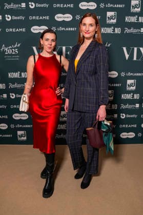 Vixen Awards 2025 Oslo, Norway 20260123 Anette Marie Antonsen left arrives on the red carpet for the presentation of the Vixen Awards 2025 at the Radisson Blu Plaza Hotel in Oslo on Friday Photo Fredrik Varfjell NTB Oslo Norway BBy Z7lrTsM EDITORIAL USE ONLY Ref ENTBBy Z7lrTsM jpg  Copyright: xFredrikxVarfjellx xNTBx