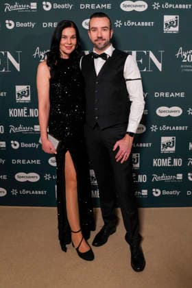 Vixen Awards 2025 Oslo, Norway 20260123 Guests arrive on the red carpet for the Vixen Awards 2025 at the Radisson Blu Plaza Hotel in Oslo on Friday Photo Fredrik Varfjell NTB Oslo Norway e9t3odJV3J8 EDITORIAL USE ONLY Ref ENTe9t3odJV3J8 jpg  Copyright: xFredrikxVarfjellx xNTBx